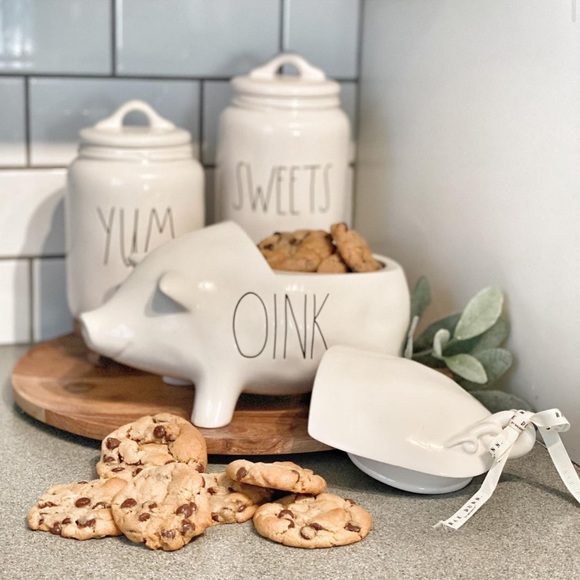 🆕 Rae Dunn | "OINK" Pig 🐖 Canister! - Picture 2 of 10